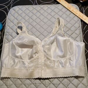 Vintage woman bra no tag